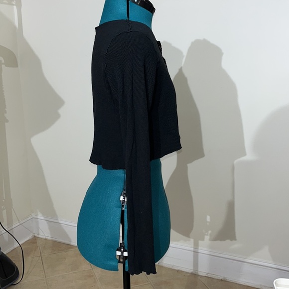 EUC: Cropped black cardigan - Picture 4 of 10